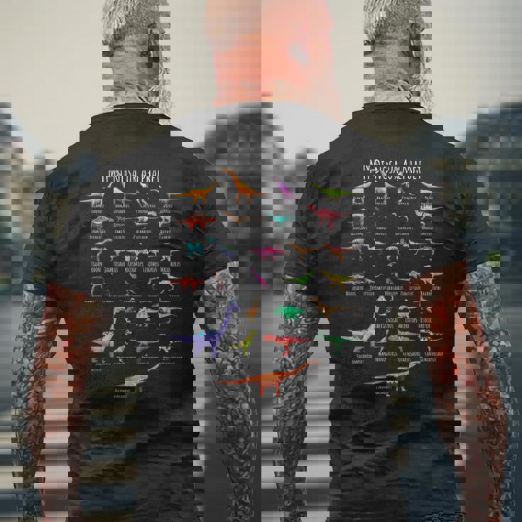 恐竜の種類 アルファベット A-Z Abc 恐竜 メンズTシャツ バックプリント 高齢者への贈り物