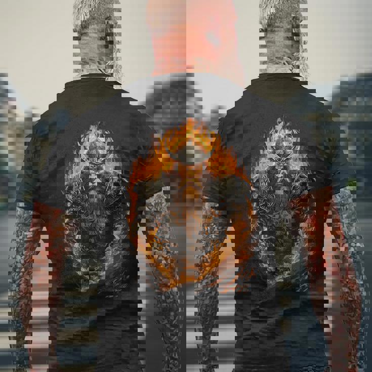 戦いの最中の獰猛なヴァイキング戦士 メンズTシャツ バックプリント 高齢者への贈り物