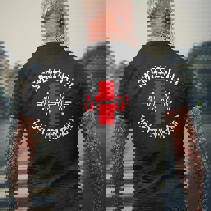 救急科 救急室 医療 メンズTシャツ バックプリント 高齢者への贈り物