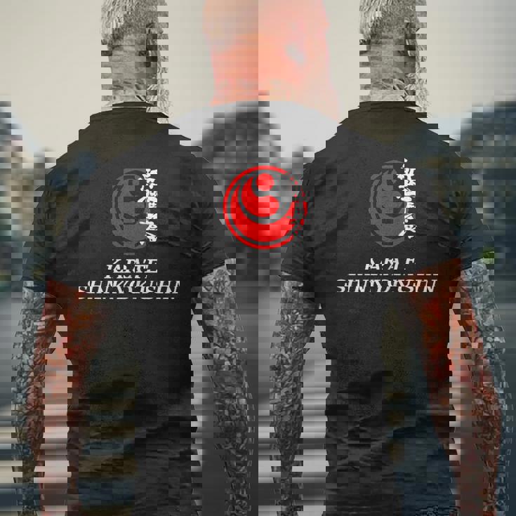 新極真極新空手大山 トレーニング スポーツウェア キュウ メンズTシャツ バックプリント 高齢者への贈り物