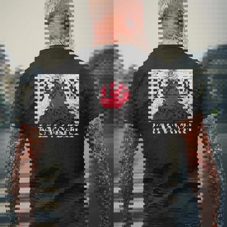 日本 カワサキ 富士山 旗 メンズTシャツ バックプリント 高齢者への贈り物