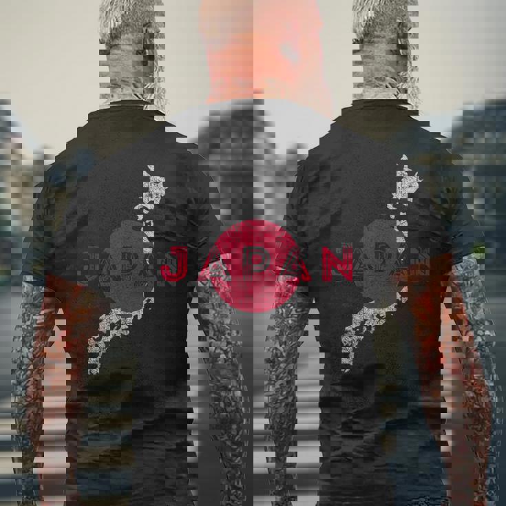 日本の地図と旗 日本のお土産 メンズTシャツ バックプリント 高齢者への贈り物