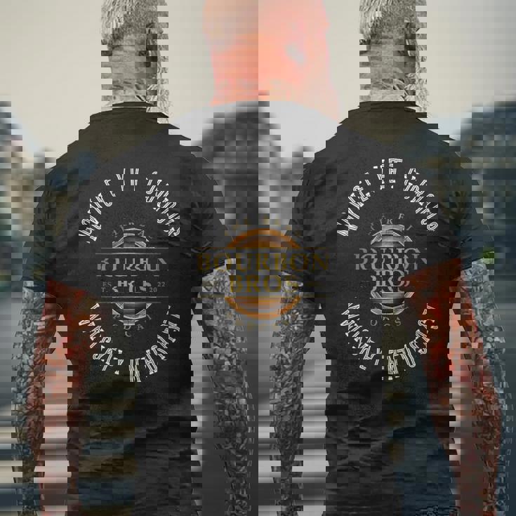 本物のバーボンブラザーズのモットーデザイン。 メンズTシャツ バックプリント 高齢者への贈り物