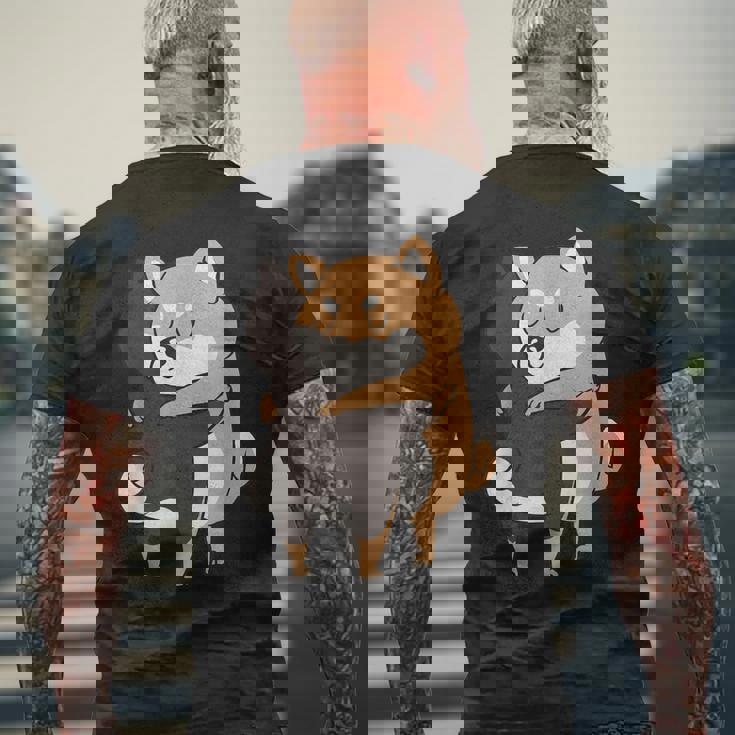 柴犬ハグ メンズTシャツ バックプリント 高齢者への贈り物