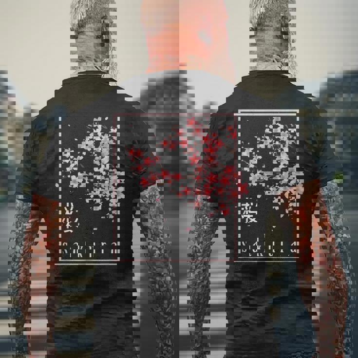 桜の花日本美術桜 メンズTシャツ バックプリント 高齢者への贈り物