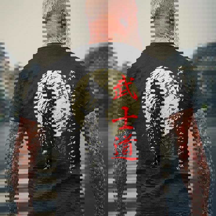 武士道コード侍戦士漢字 メンズTシャツ バックプリント 高齢者への贈り物