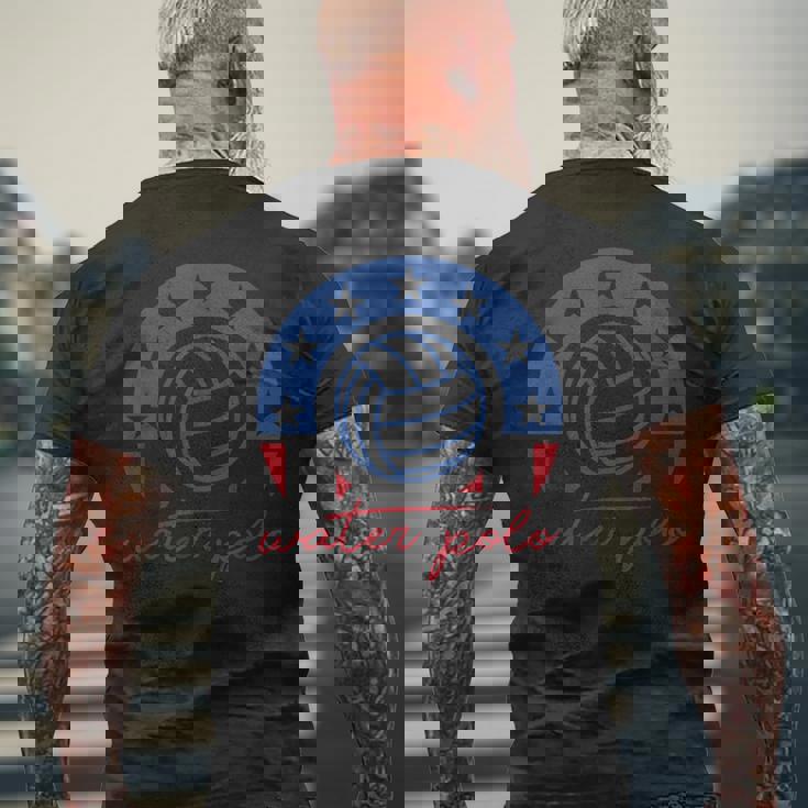 水球チーム I ウォータースポーツ I 水球 メンズTシャツ バックプリント 高齢者への贈り物