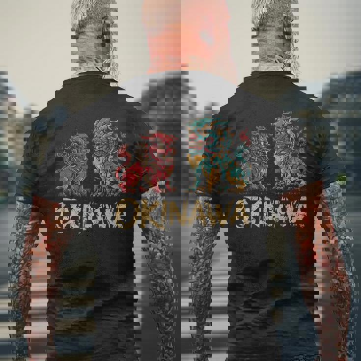 沖縄ジャパン シーサーガーディアンライオンズ 沖縄 日本土産 メンズTシャツ バックプリント 高齢者への贈り物