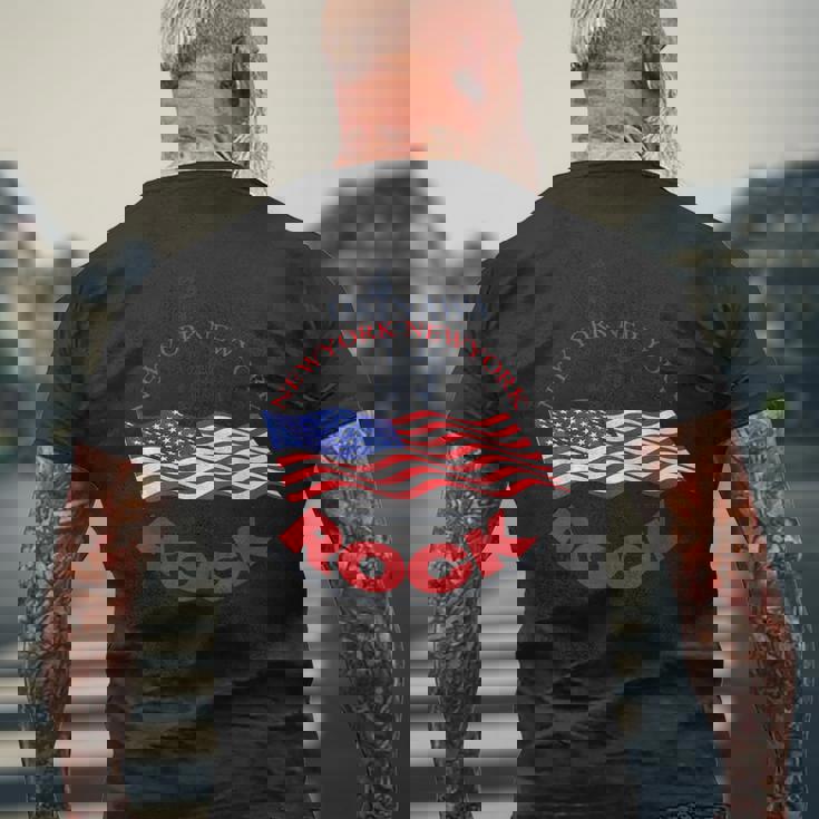 沖縄市 ニューヨークニューヨークコザのディスコkoza 8０年代 Newyork New York メンズTシャツ バックプリント 高齢者への贈り物