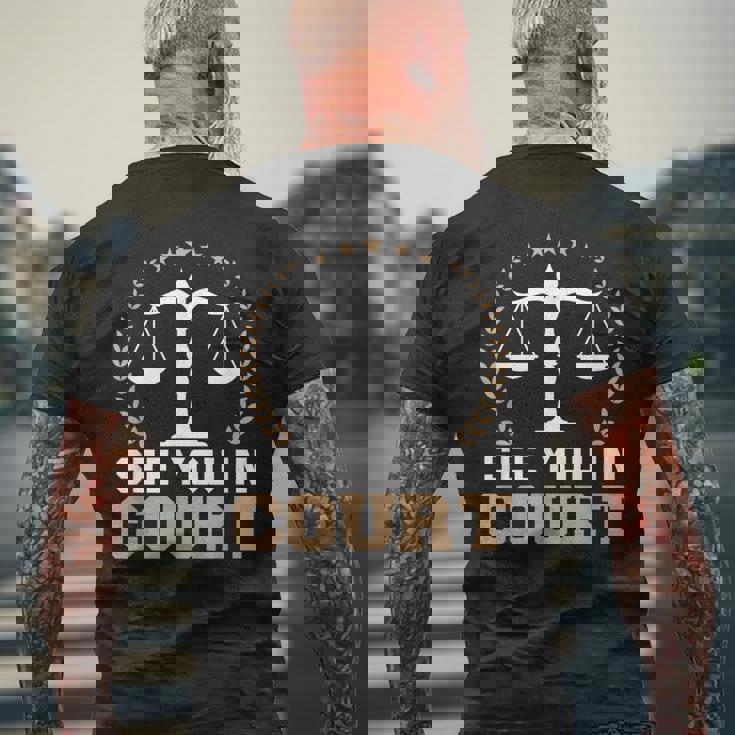 法廷で会おう 弁護士ミーム 未来の弁護士 引退した弁護士 メンズTシャツ バックプリント 高齢者への贈り物