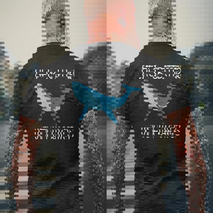 海 自然を愛する人 鯨のいる生活 メンズTシャツ バックプリント 高齢者への贈り物