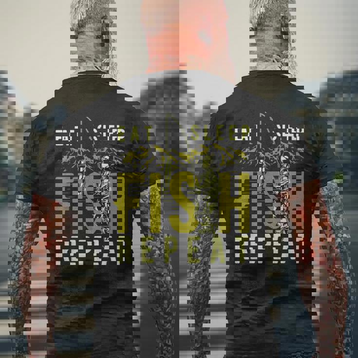 漁師のために睡眠魚を繰り返し面白い引用を食べる メンズTシャツ バックプリント 高齢者への贈り物