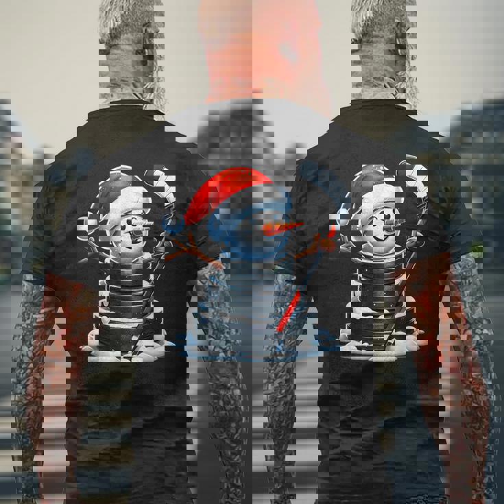 漫画 アイスホッケーパック 雪だるま サンタ帽子付き クリスマス メンズTシャツ バックプリント 高齢者への贈り物