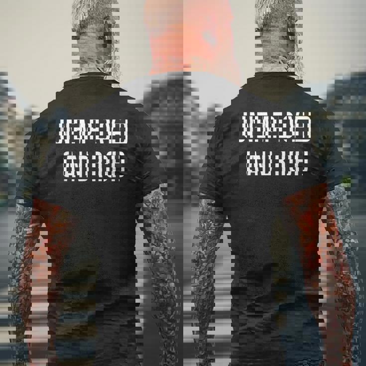 無職 そして豊か 求職者 福祉 面白い かわいい ギャグ メンズTシャツ バックプリント 高齢者への贈り物