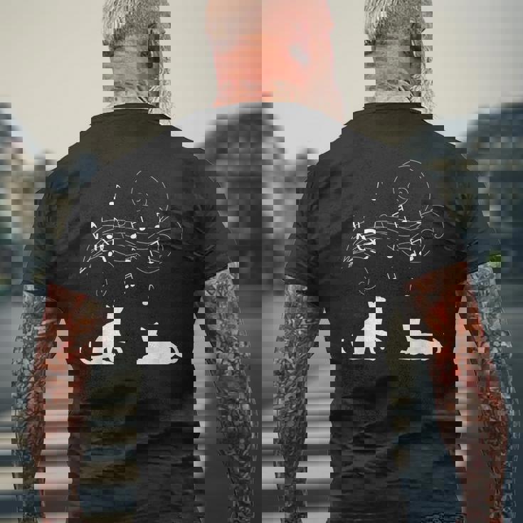 猫と音符 楽譜 音楽家 猫 音楽好き ギフト メンズTシャツ バックプリント 高齢者への贈り物