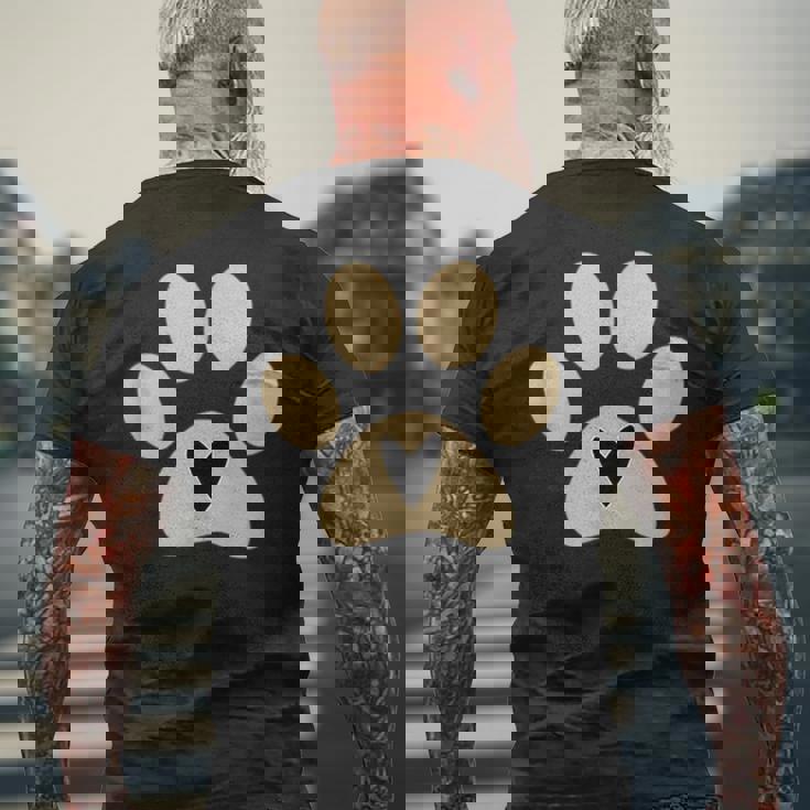 猫や犬の愛好家のための足付きハート メンズTシャツ バックプリント 高齢者への贈り物