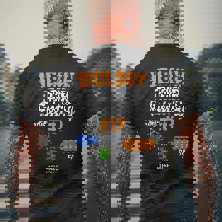 生物学教師 Fueled By Atp 面白い教師 生物学者ギフト メンズTシャツ バックプリント 高齢者への贈り物
