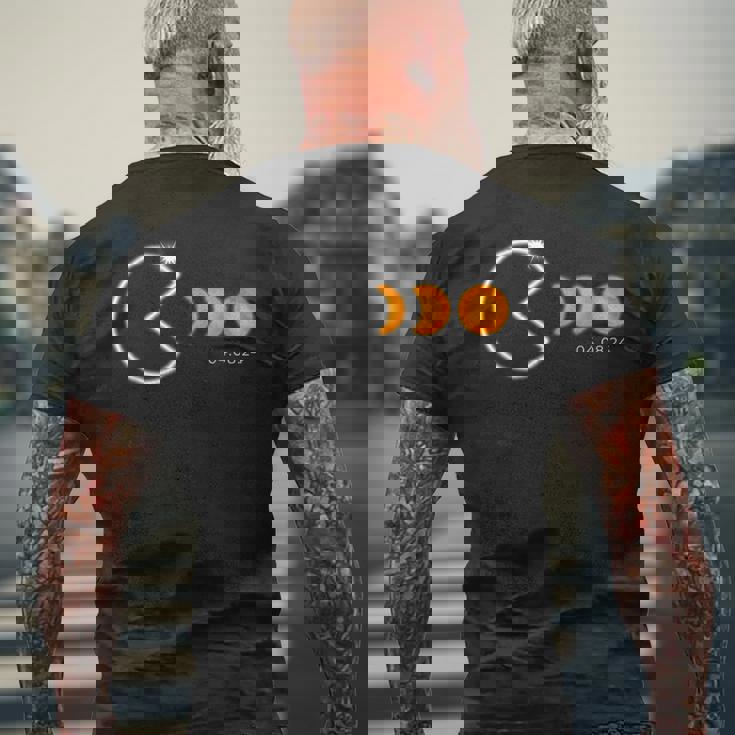 皆既日食 2024年4月8日 ファニーフェーズ トータリティ メンズTシャツ バックプリント 高齢者への贈り物