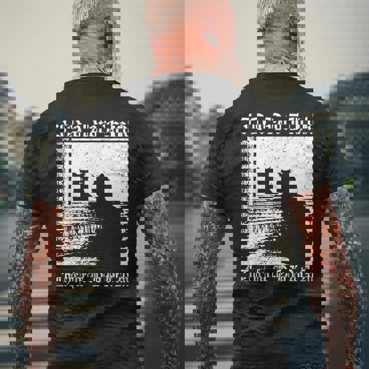 私はそうは思わないから黒猫は哲学者じゃない メンズTシャツ バックプリント 高齢者への贈り物