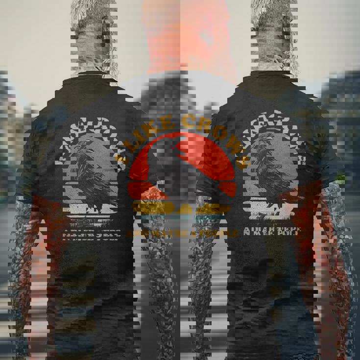 私はカラスと多分 3 人が好きです レトロ ビンテージ ブラック カラス メンズTシャツ バックプリント 高齢者への贈り物