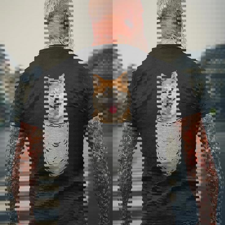 秋田犬健日本人胸ポケット犬オーナー メンズTシャツ バックプリント 高齢者への贈り物