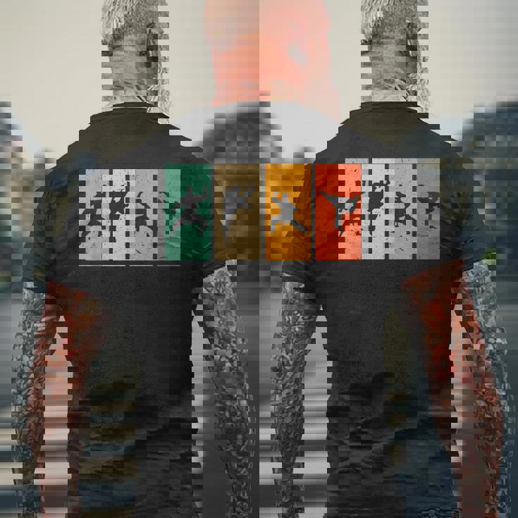 空手戦闘機シルエット空手 メンズTシャツ バックプリント 高齢者への贈り物