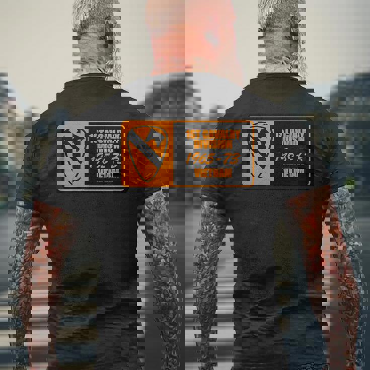 第1騎兵師団ベトナム メンズTシャツ バックプリント 高齢者への贈り物