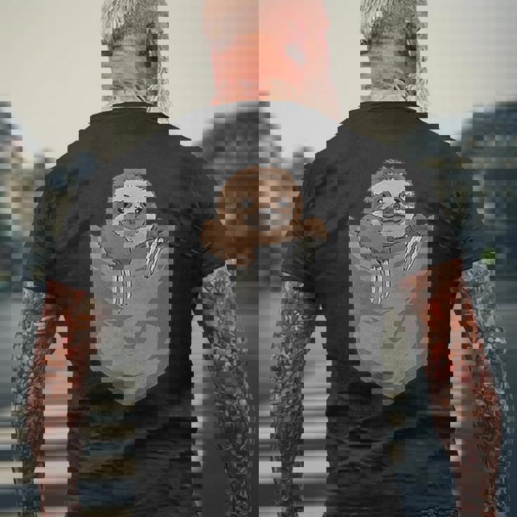 胸ポケットのナマケモノ 面白いナマケモノ メンズTシャツ バックプリント 高齢者への贈り物