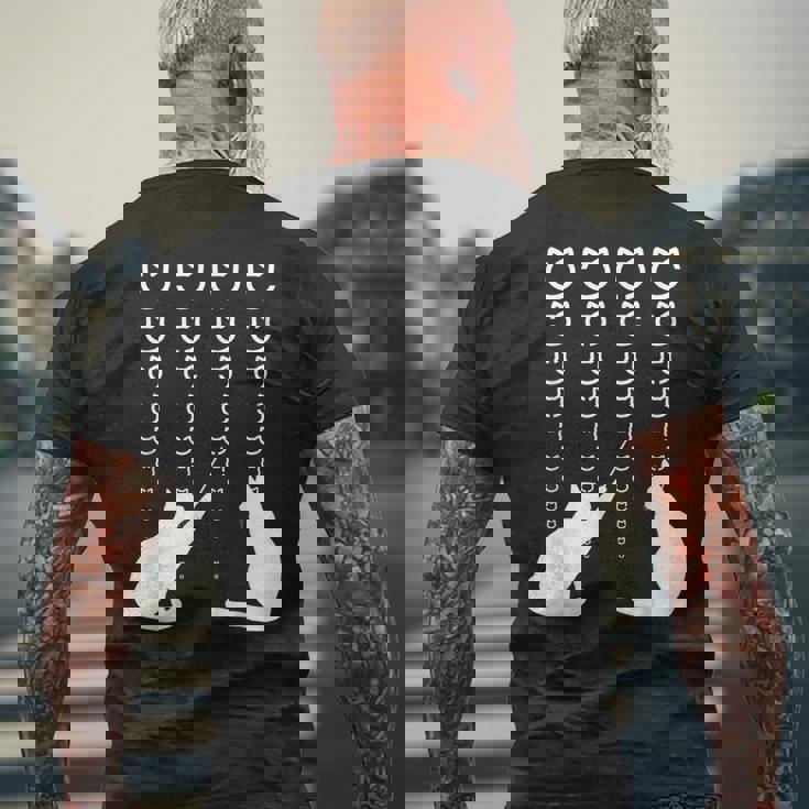 視力検査 猫の視力検査 おもしろ ネコ ねこ動物 シルエット モノトーン 白黒 黒猫 猫好き 猫の飼い主 メンズTシャツ バックプリント 高齢者への贈り物