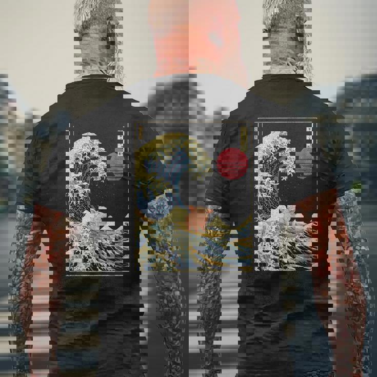 豚 神奈川 波 おもしろ サーフ 動物 メンズTシャツ バックプリント 高齢者への贈り物