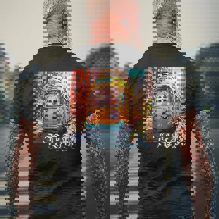 路面電車 Tram かわいい乗り物 おもちゃの乗り物 漫画風電車 鉄道ファン 鉄道旅行 鉄道模型ファン 鉄道風景 メンズTシャツ バックプリント 高齢者への贈り物