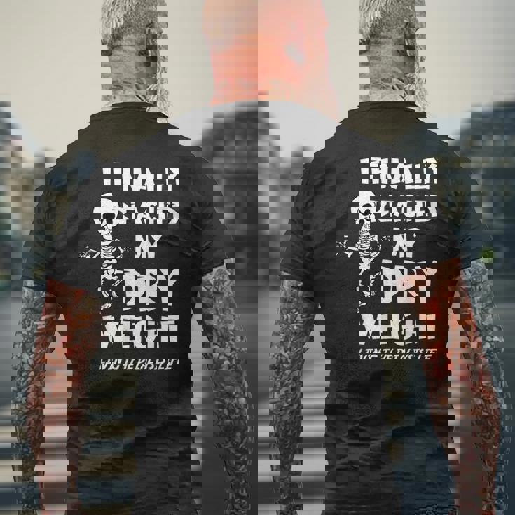 透析患者または看護師 透析意識 メンズTシャツ バックプリント 高齢者への贈り物