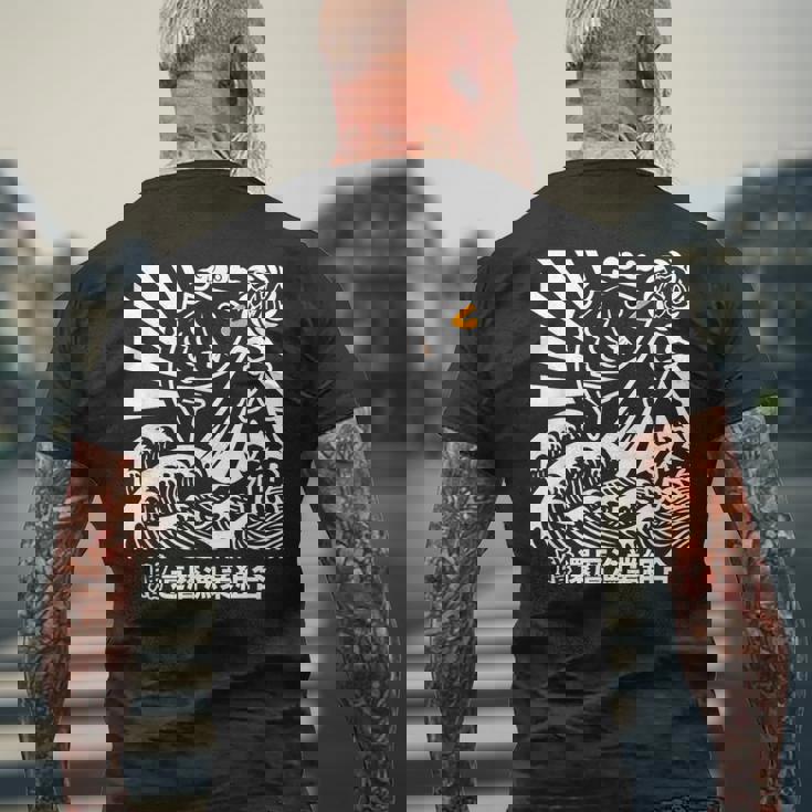 還暦祝い めで鯛大漁旗 お祝い 長寿祝い 縁起物 魚釣り おもしろ メンズTシャツ バックプリント 高齢者への贈り物