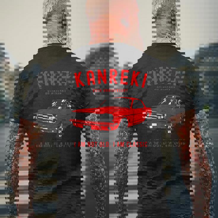 還暦祝い 車好き 父 男性 おしゃれ クラシックカー 60歳 I'm Not Old I'm Classic メンズTシャツ バックプリント 高齢者への贈り物