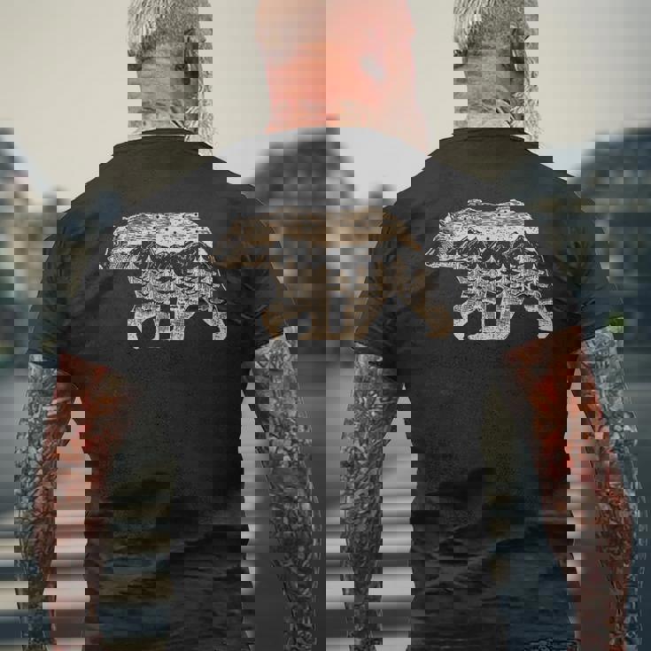 野生動物 レトロ 野生動物 クマ アウトドア 自然 森林 木 メンズTシャツ バックプリント 高齢者への贈り物