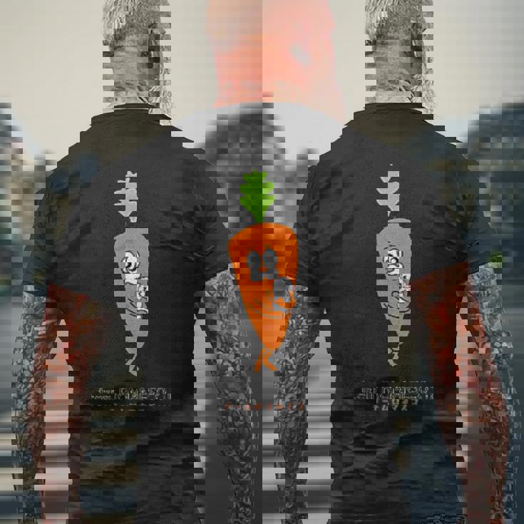 野菜 キャラクター 豊作 ロマネスコ にんじん 畑 メンズTシャツ バックプリント 高齢者への贈り物