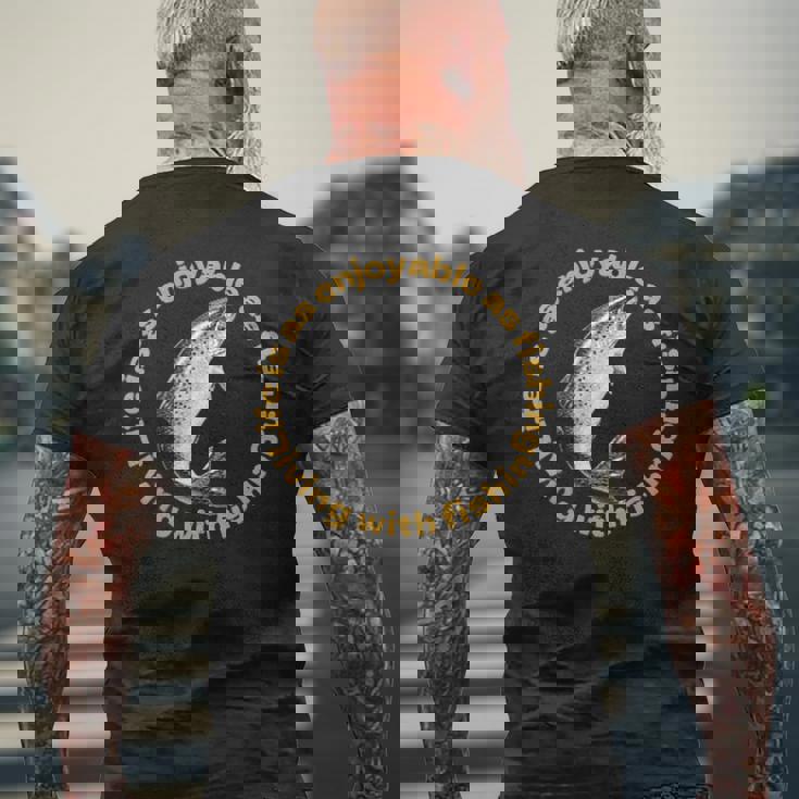 釣りを愛する人全てに北海道とかちの釣りを楽しんで欲しい メンズTシャツ バックプリント 高齢者への贈り物