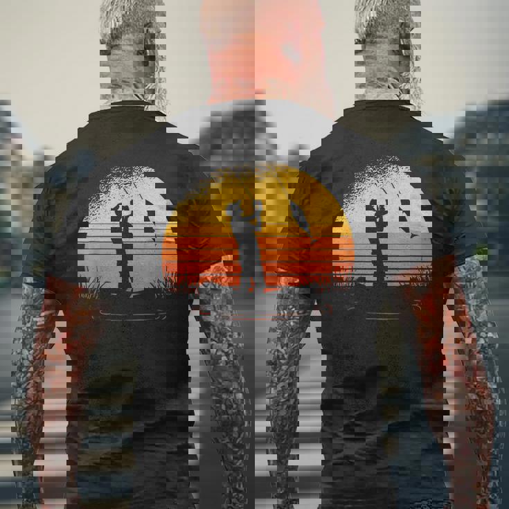 釣り人日没漁師釣り竿 メンズTシャツ バックプリント 高齢者への贈り物