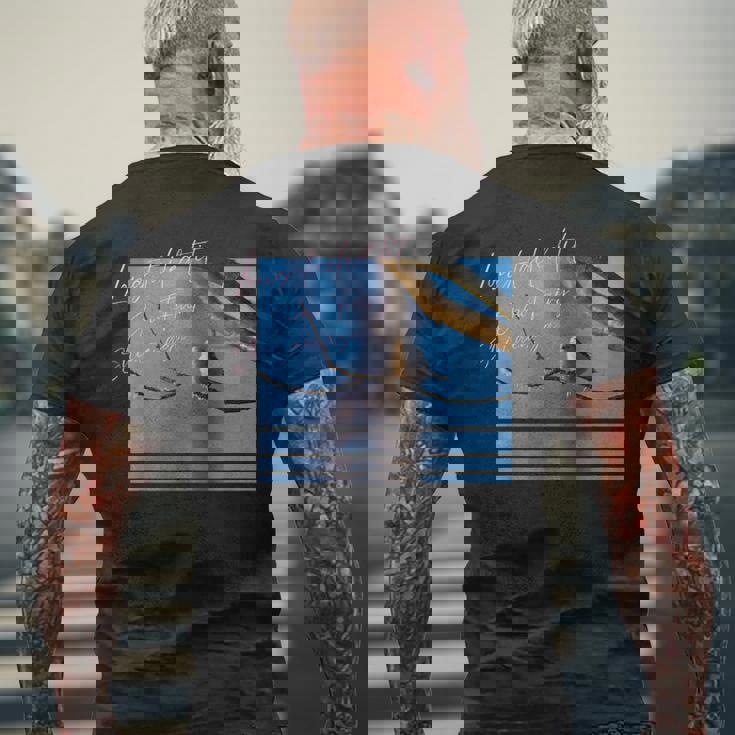 雪の妖精 北海道 日本の小鳥 青空 写真 メンズTシャツ バックプリント 高齢者への贈り物