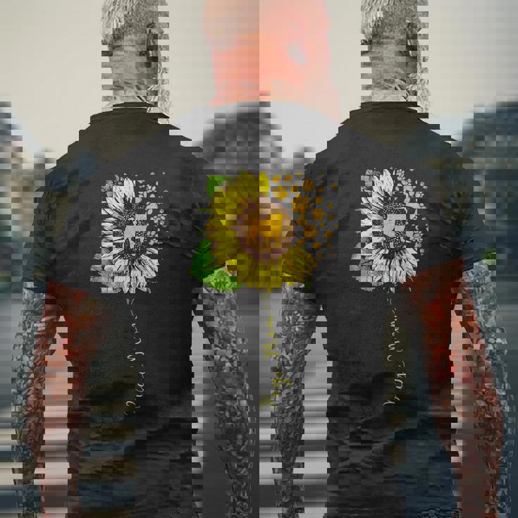 面白いパグママ ひまわり 母の日 パグ 犬好き メンズTシャツ バックプリント 高齢者への贈り物