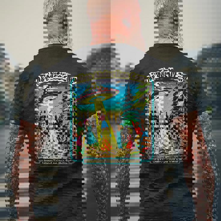 面白いヴィンテージエイリアン誘拐キャンプ Ufoエイリアン メンズTシャツ バックプリント 高齢者への贈り物