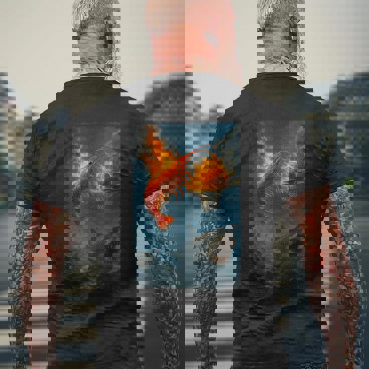 面白い燃えるようなエビスラムダンキングサメのミーム。 メンズTシャツ バックプリント 高齢者への贈り物