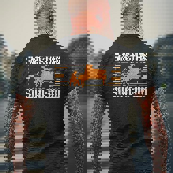 面白い音楽伴奏者 I Make Othersound Good Accompany メンズTシャツ バックプリント 高齢者への贈り物