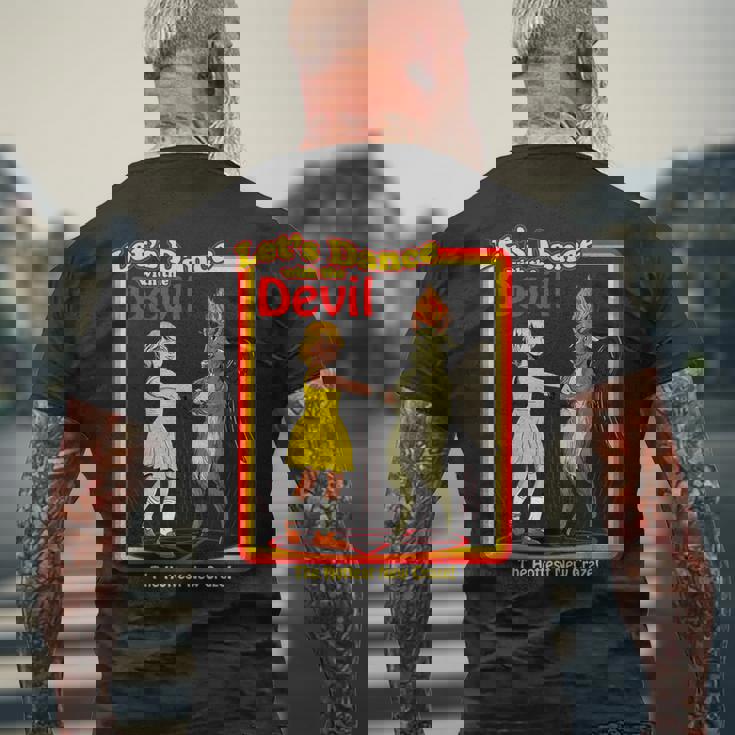 魔法のは、悪魔バフォメット悪魔と踊ってみましょうおかしい メンズTシャツ バックプリント 高齢者への贈り物