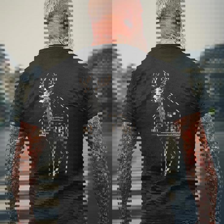 鹿 アート 図工 家 動物 イラスト グラフィック 鹿 メンズTシャツ バックプリント 高齢者への贈り物