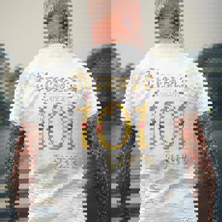 101歳の101歳の誕生日パーティの女王に祝福 長袖tシャツ メンズTシャツ バックプリント 高齢者への贈り物