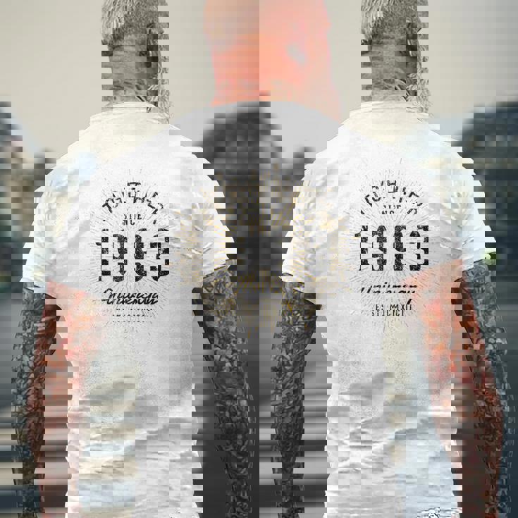 1993年から一緒にいるカップルの記念日のデザイン メンズTシャツ バックプリント 高齢者への贈り物