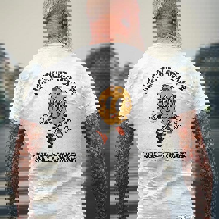 All You Need Is Love And Cookies レトロ 70年代 かわいい ハッピークッキー 長袖tシャツ メンズTシャツ バックプリント 高齢者への贈り物