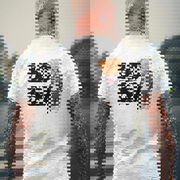 Angry Bad Boystyle、クールなテディベア、バッドボーイグラフィックデザイン。 メンズTシャツ バックプリント 高齢者への贈り物