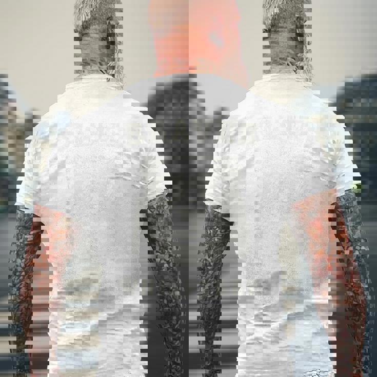 Beaver Whispererpirit アニマル ファニー ラブ ビーバー キャンプ メンズTシャツ バックプリント 高齢者への贈り物